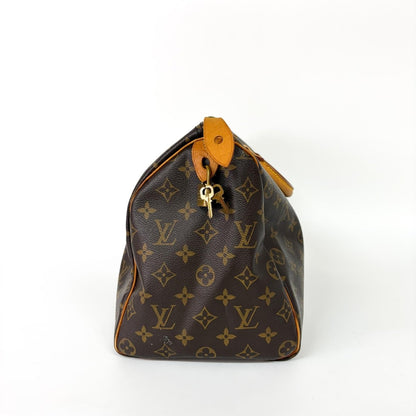 Louis Vuitton Speedy Handbag - Brandsamsara