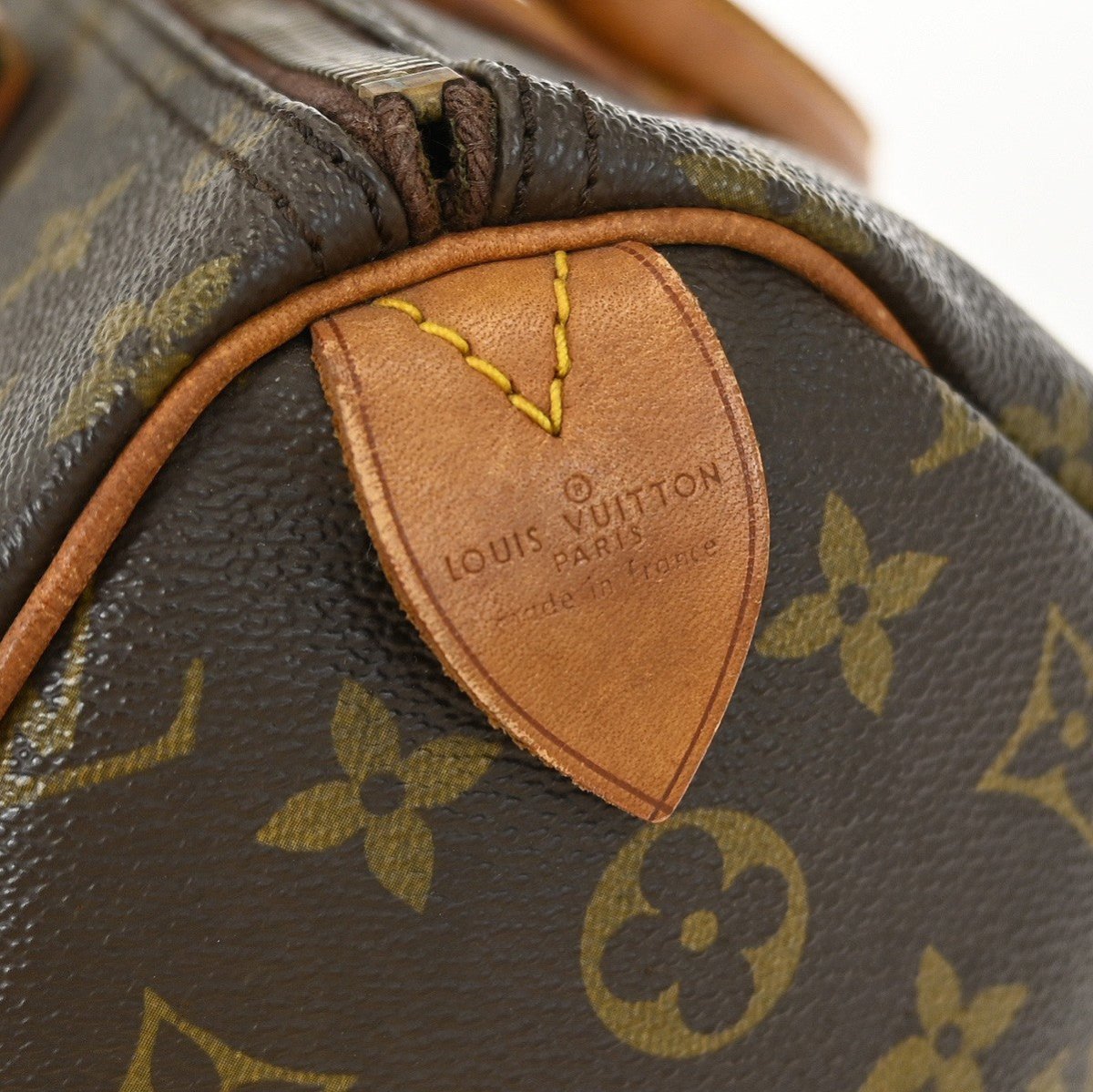 Louis Vuitton Speedy Handbag - Brandsamsara