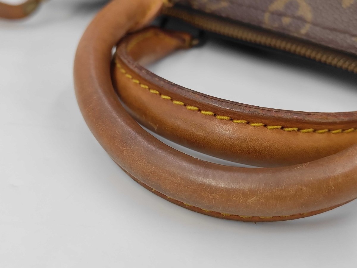 Louis Vuitton Speedy Handbag - Brandsamsara