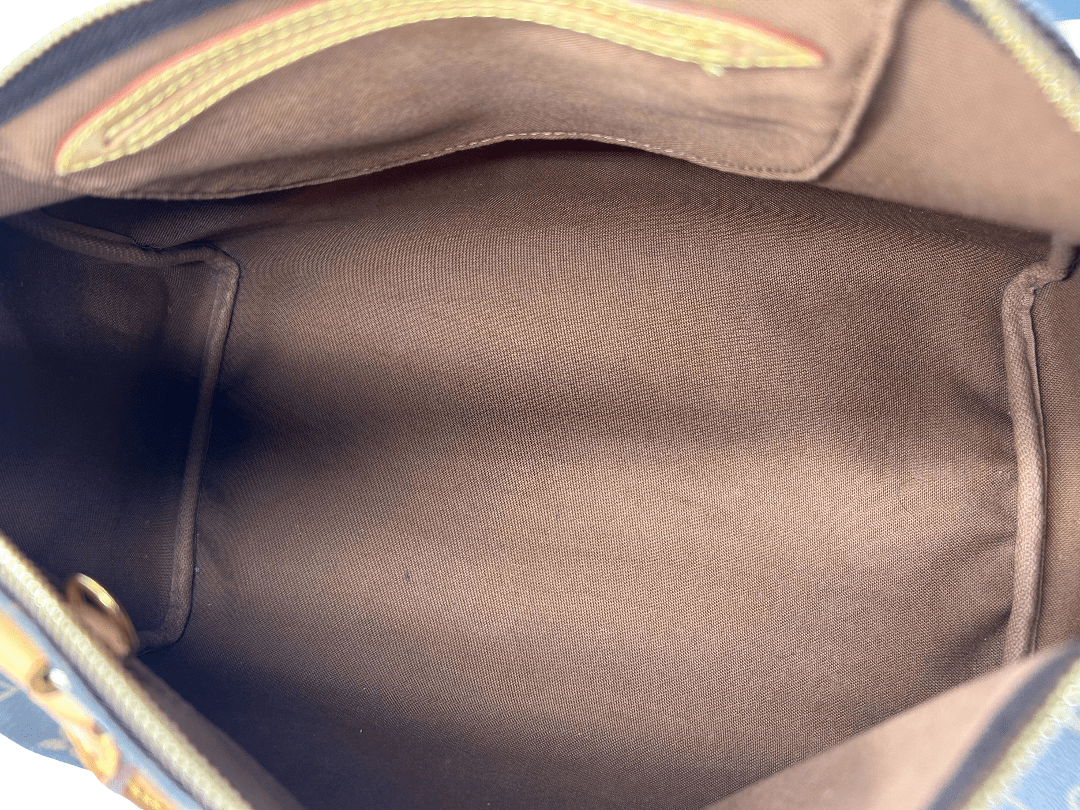 Louis Vuitton Speedy Handbag - Brandsamsara