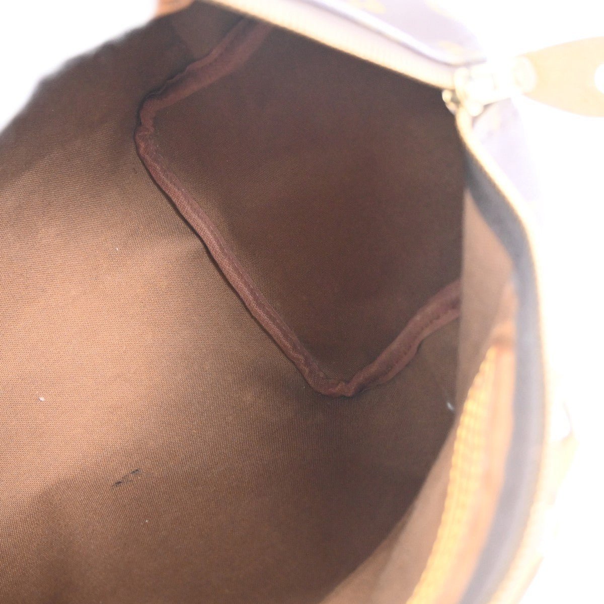 Louis Vuitton Speedy Handbag - Brandsamsara
