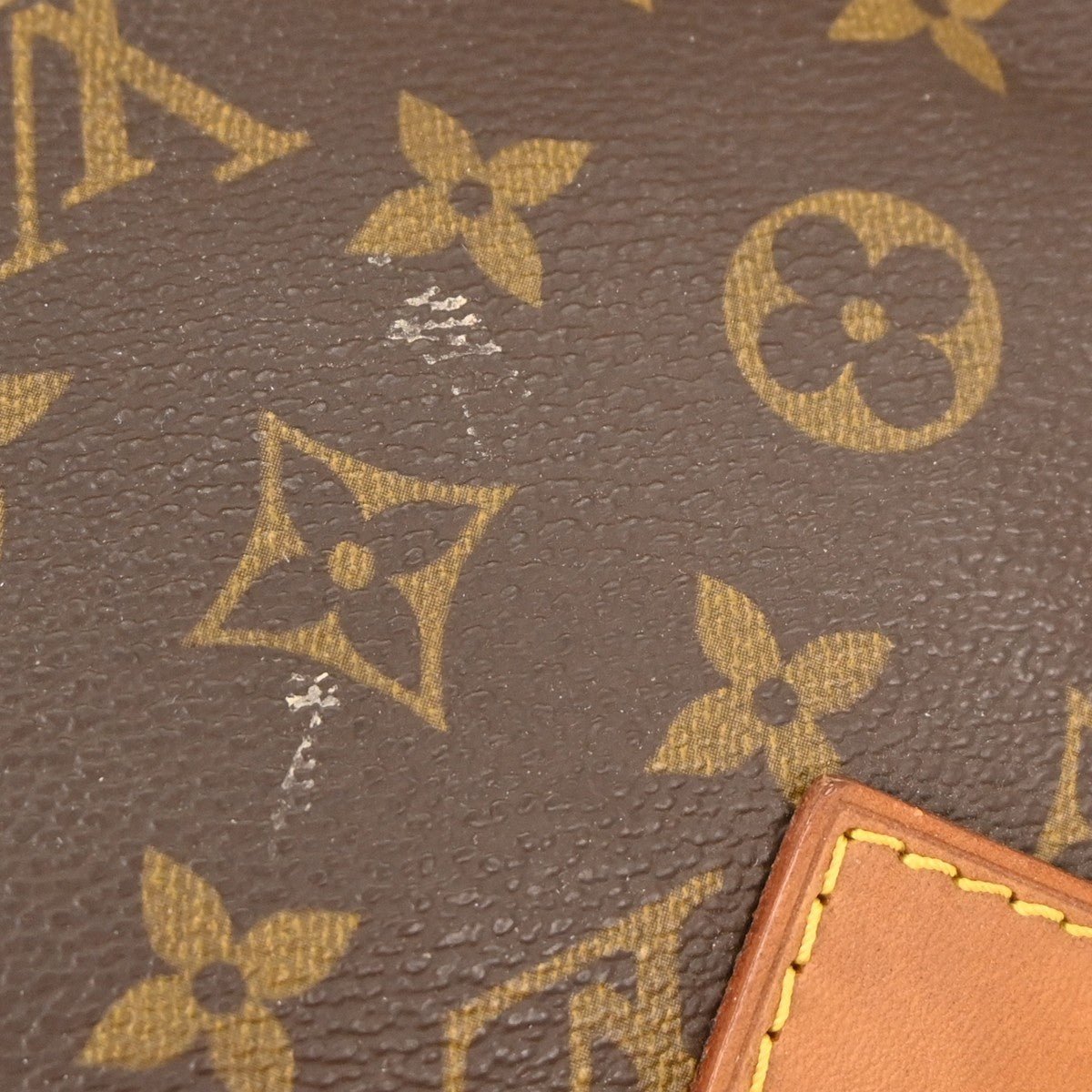 Louis Vuitton Speedy Handbag - Brandsamsara
