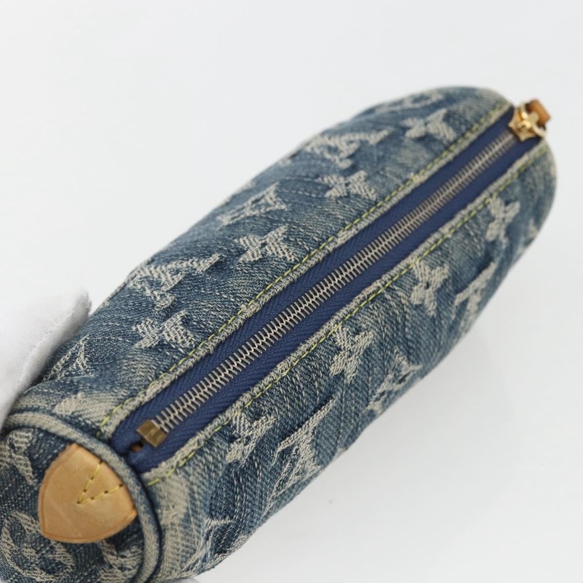 Louis Vuitton Speedy Pochette - Brandsamsara