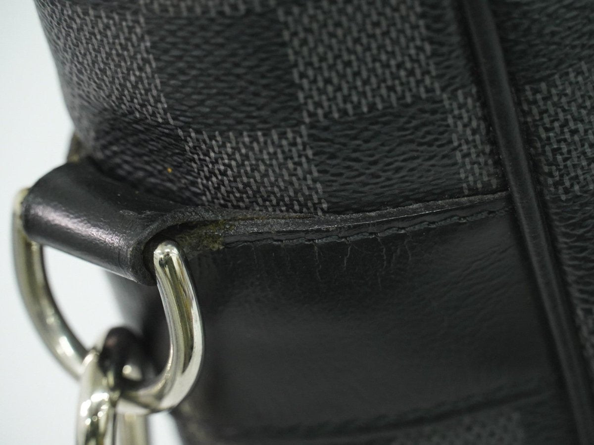 Louis Vuitton Tadao Handbag - Brandsamsara