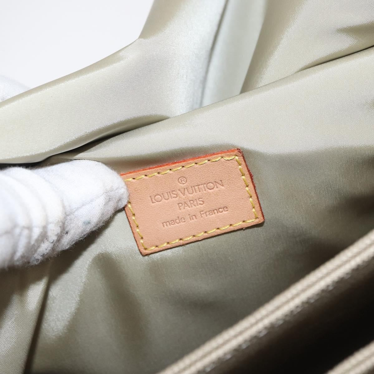 Louis Vuitton Terre Messenger - Brandsamsara