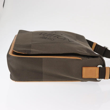 Louis Vuitton Terre Messenger - Brandsamsara