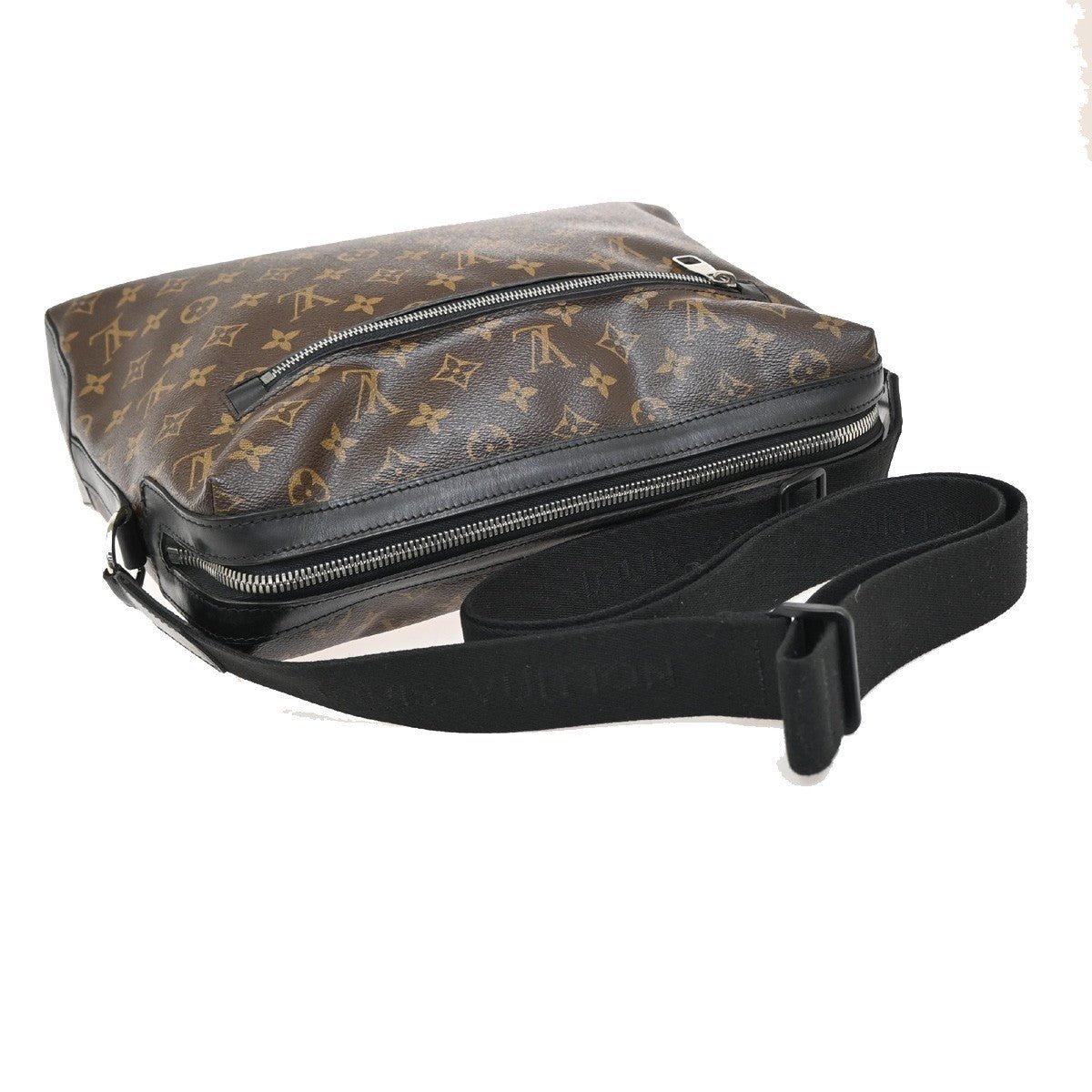 Louis Vuitton Torres Handbag - Brandsamsara