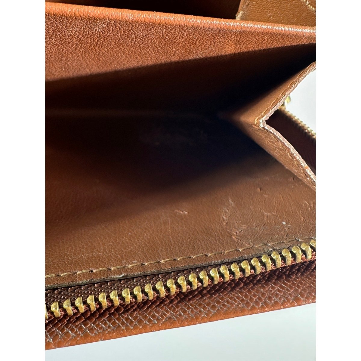 Louis Vuitton Tresor Monogram Portfolio - Brandsamsara