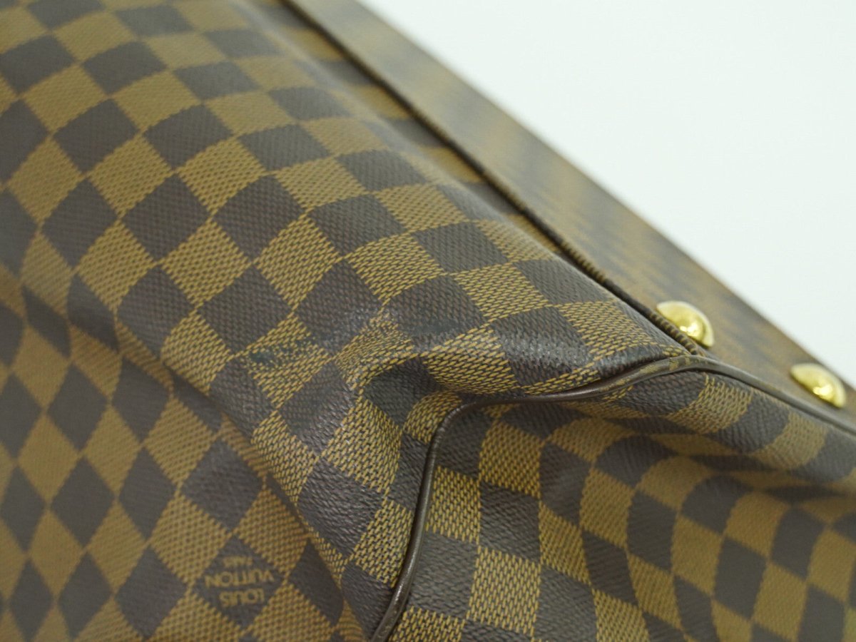 Louis Vuitton Trevi Handbag - Brandsamsara