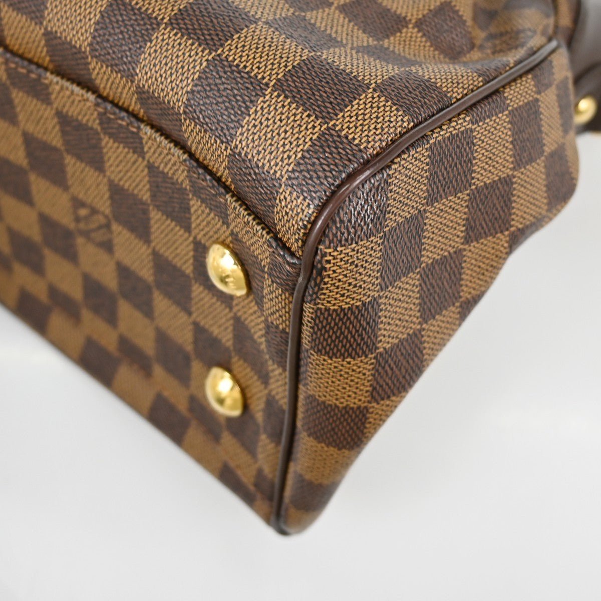 Louis Vuitton Trevi Handbag - Brandsamsara