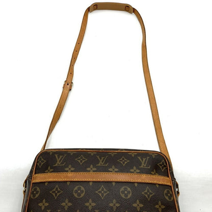 Louis Vuitton Trocadéro - Brandsamsara