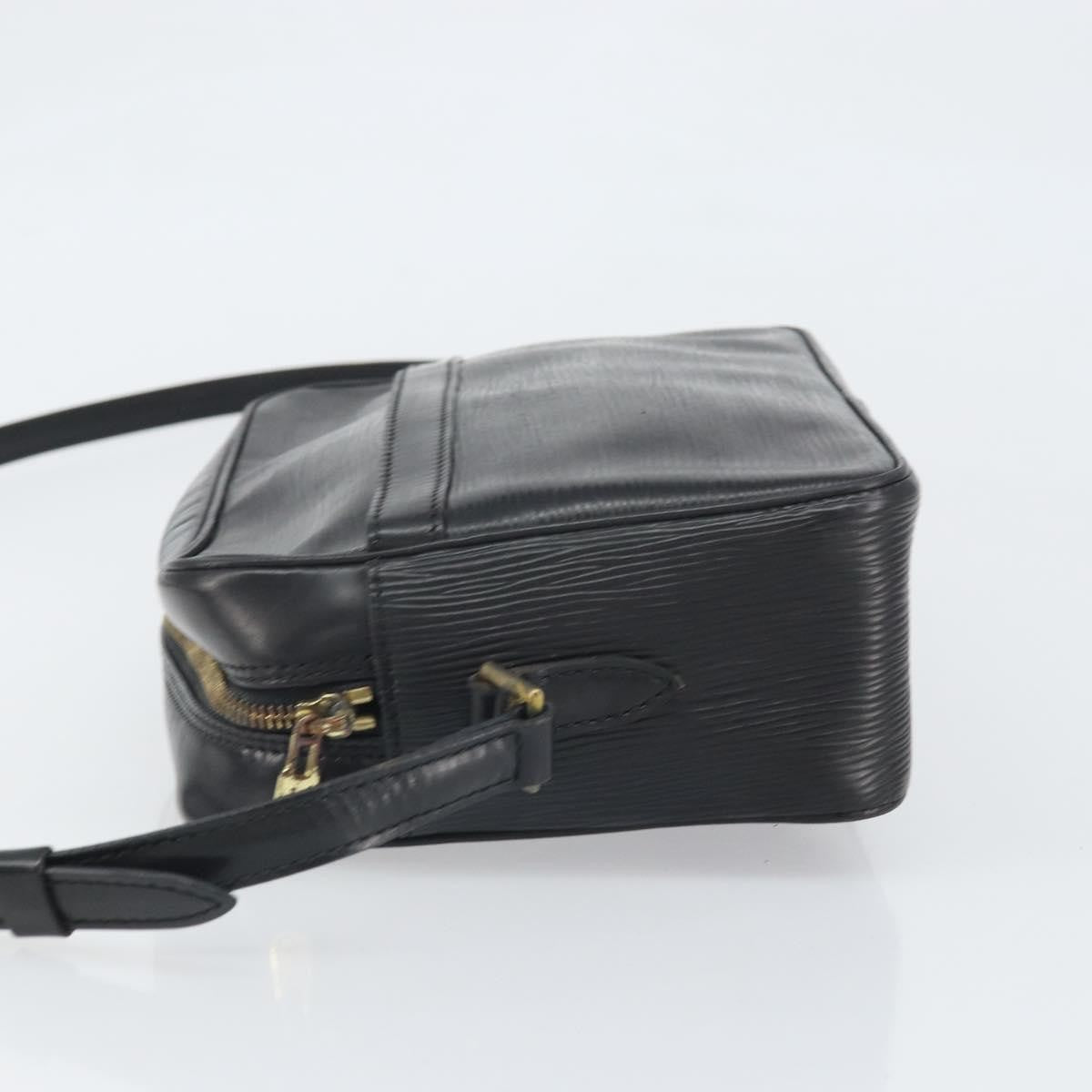 Louis Vuitton Trocadero Handbag - Brandsamsara