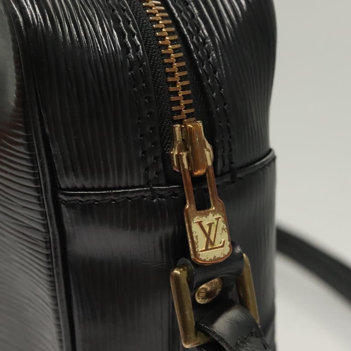 Louis Vuitton Trocadero Handbag - Brandsamsara