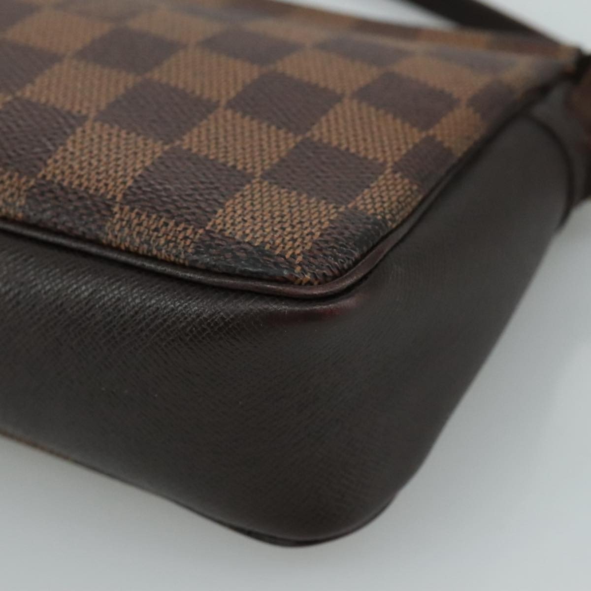 Louis Vuitton Trousse Make Up Bag - Brandsamsara