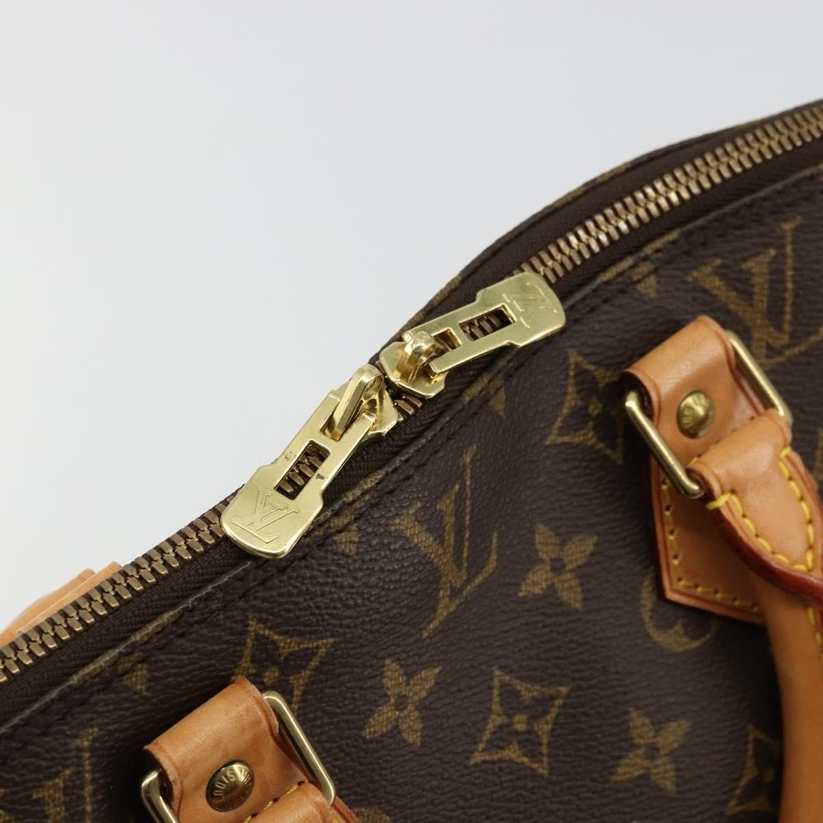 Louis Vuitton Vintage Alma Handbag - Brandsamsara