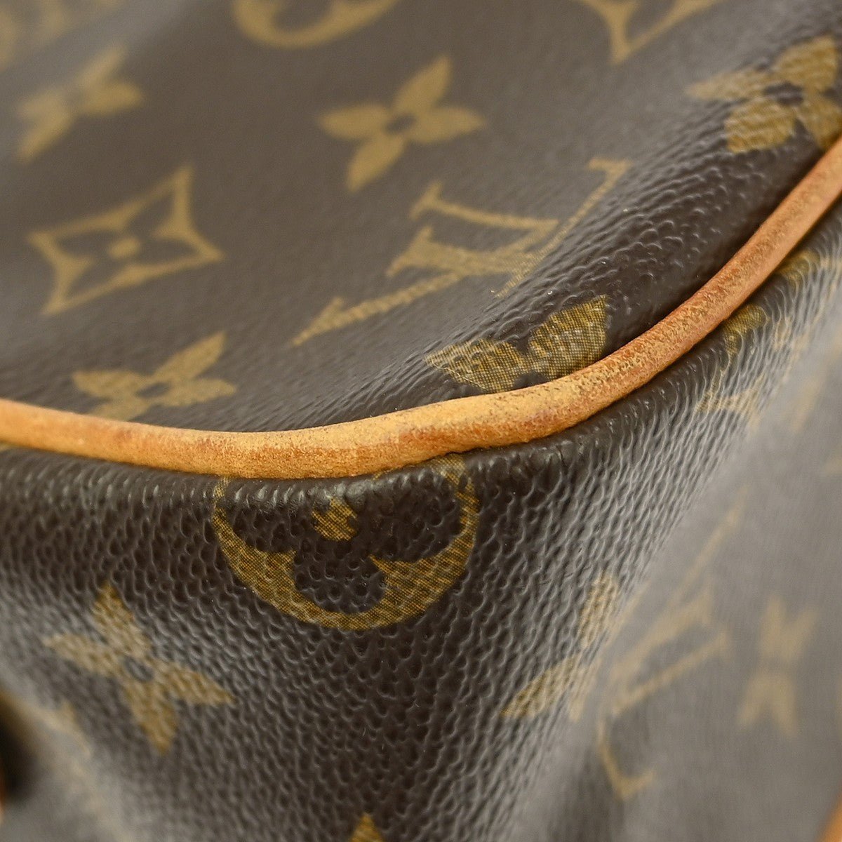 Louis Vuitton Viva Cite Handbag - Brandsamsara