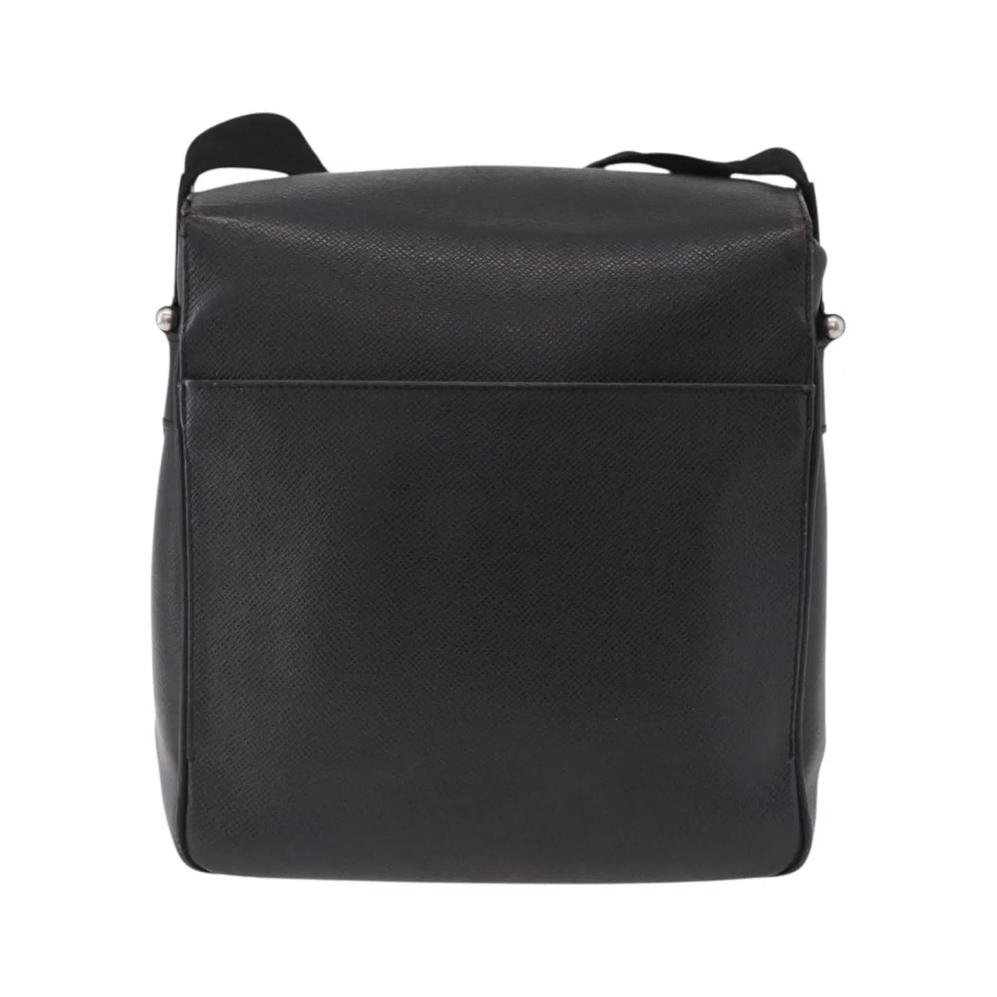 Louis Vuitton Yaranga Messenger Taiga Leather, Black, Leather, Shoulder Bag
