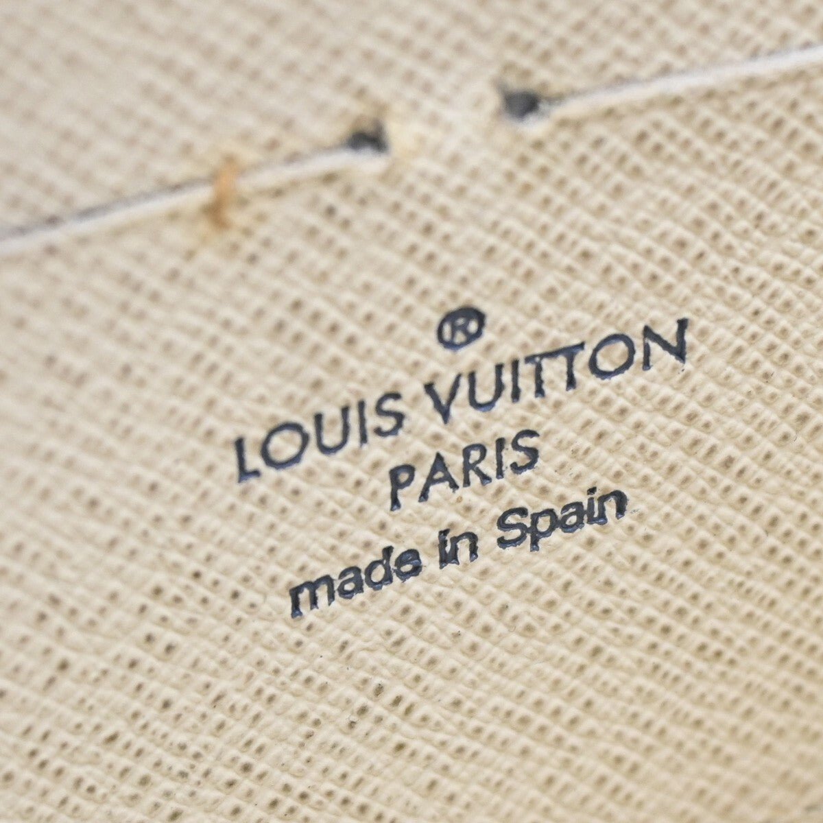 Louis Vuitton Zippy Wallet NM - Brandsamsara