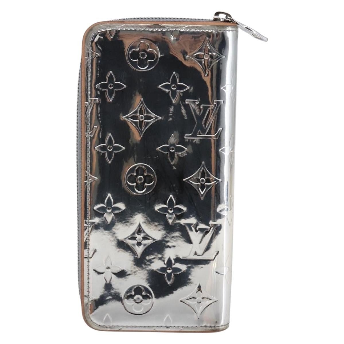 Louis Vuitton Zippy wallet vertical - Brandsamsara