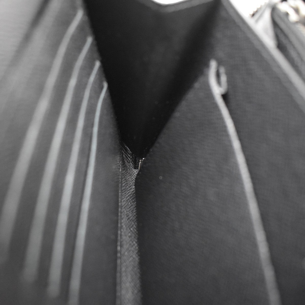 Louis Vuitton Zippy XL - Brandsamsara