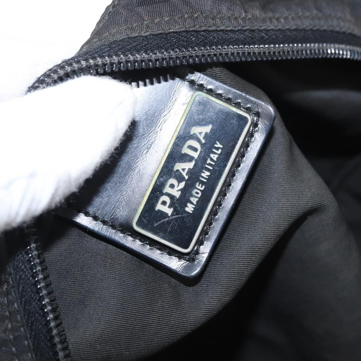 Prada Flat Messenger Bag - Brandsamsara
