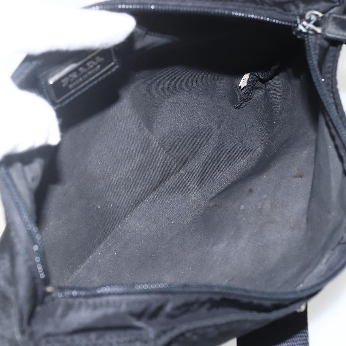 Prada Flat Messenger Bag - Brandsamsara