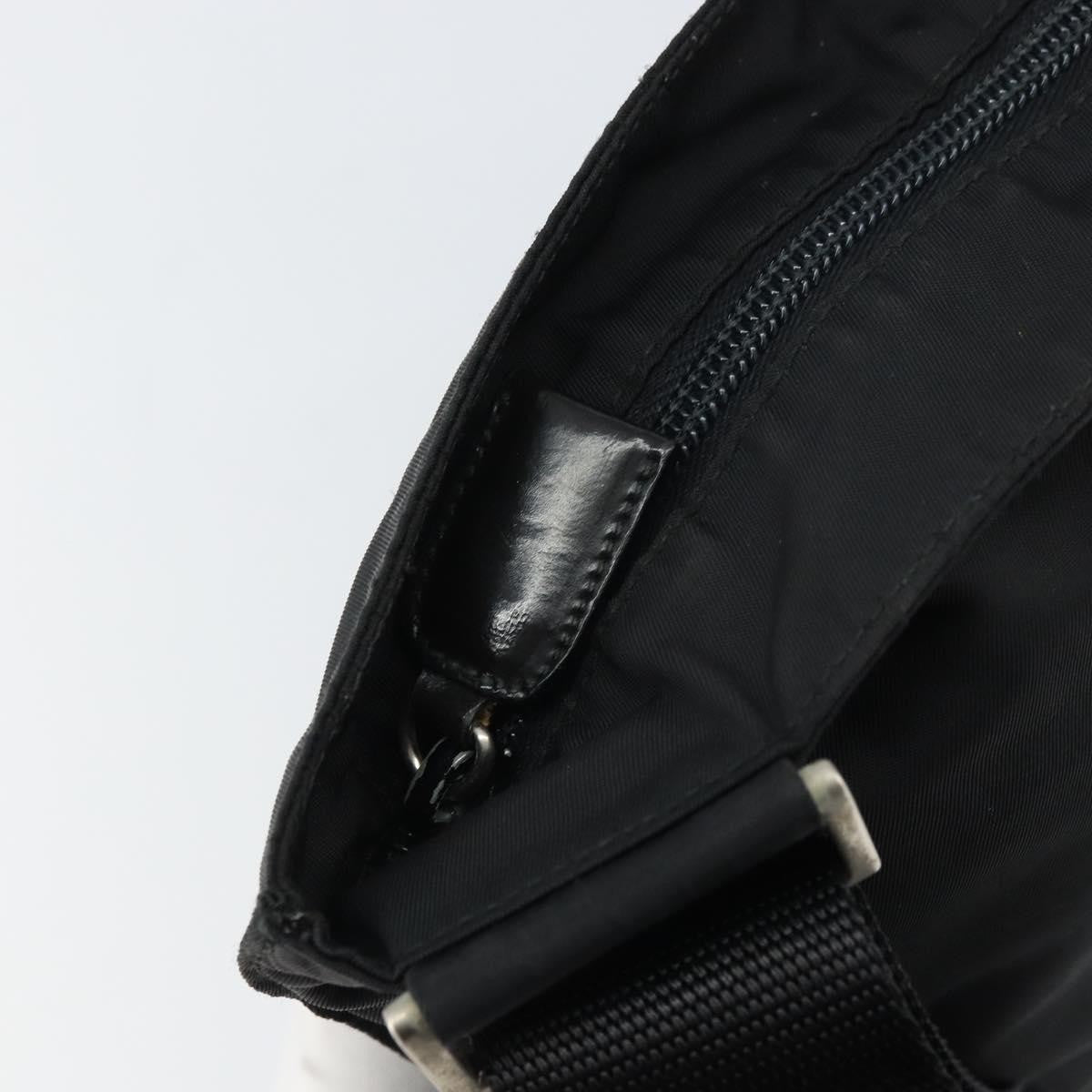 Prada Flat Messenger Bag - Brandsamsara