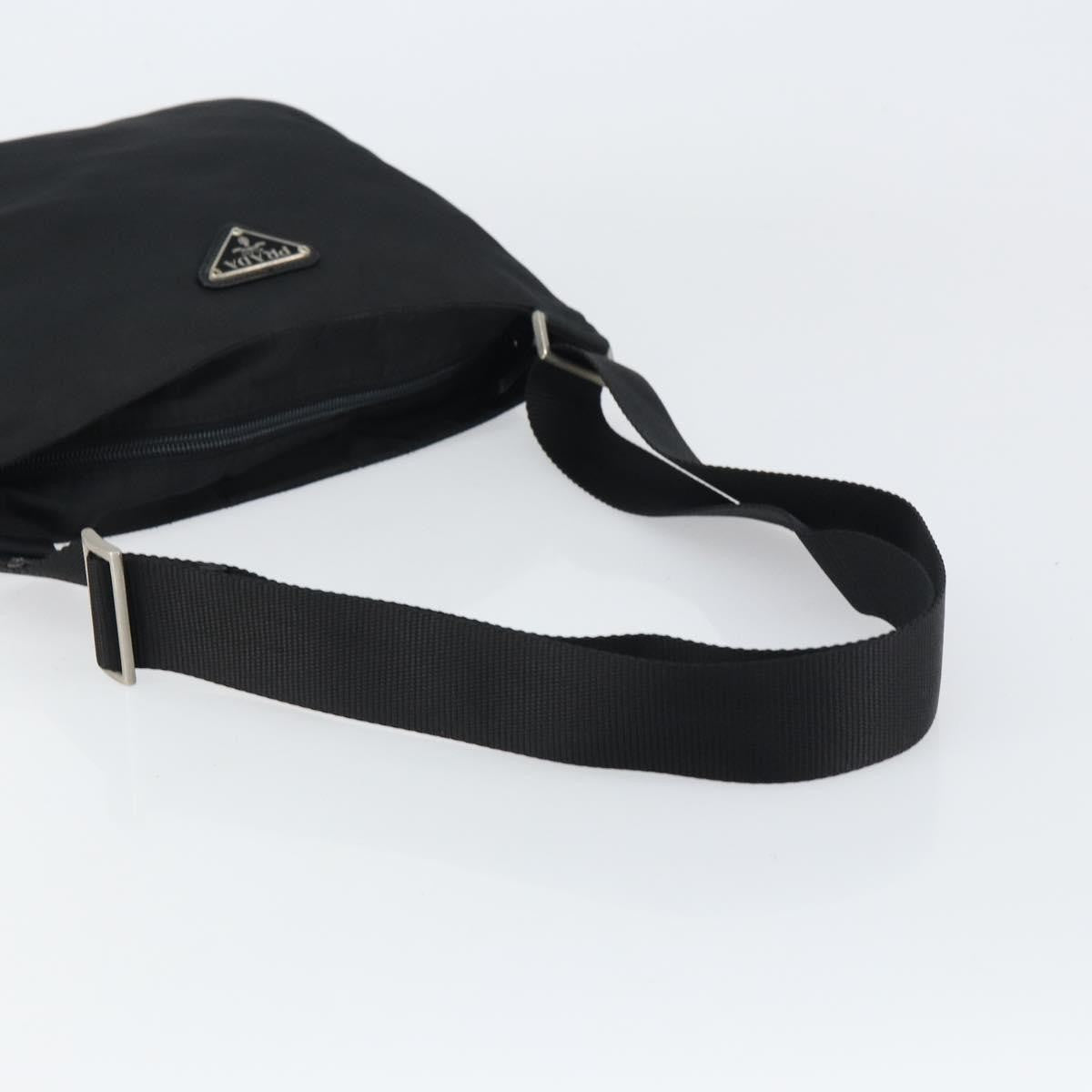 Prada Flat Messenger Bag - Brandsamsara