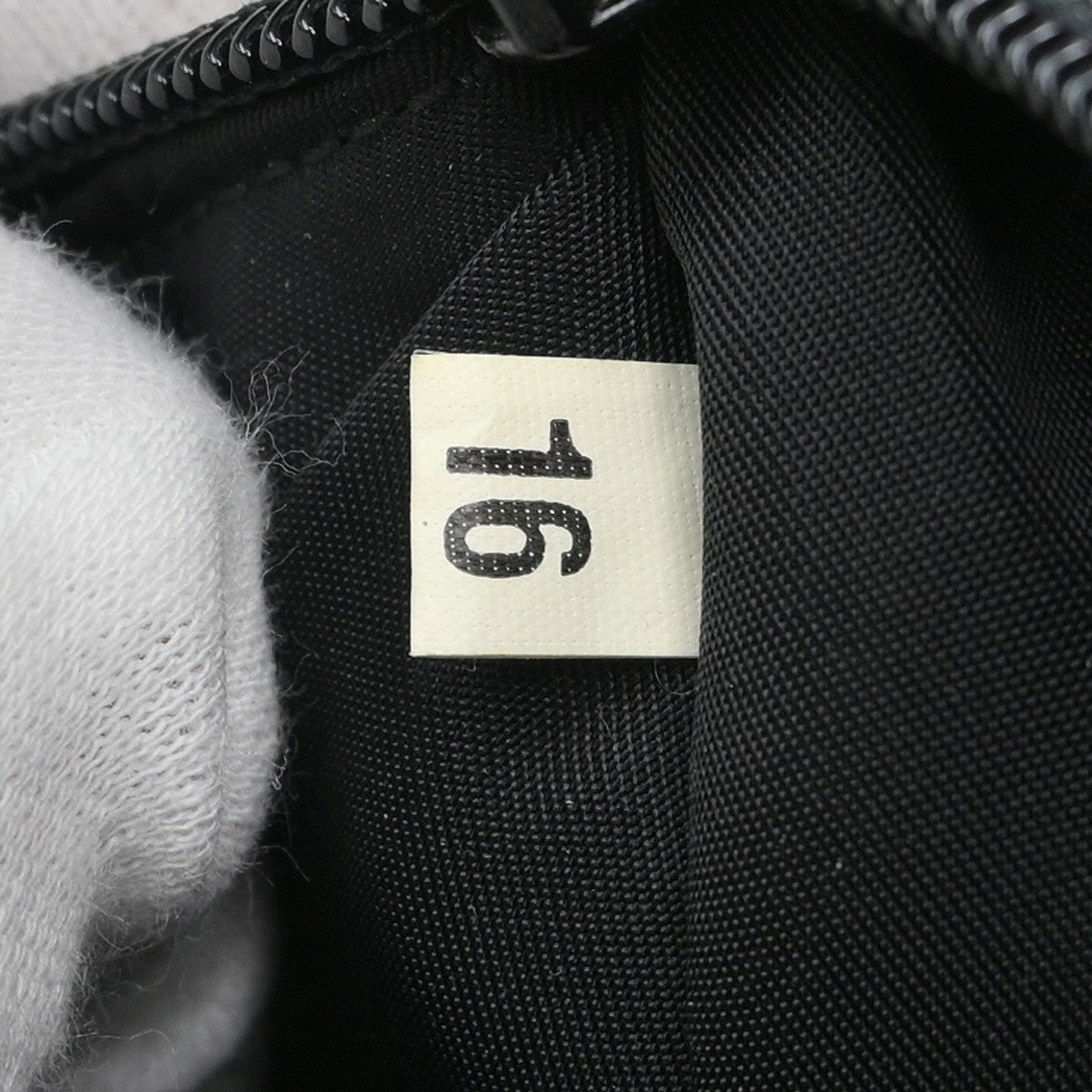 Prada Re - Edition 2000 Hobo - Brandsamsara