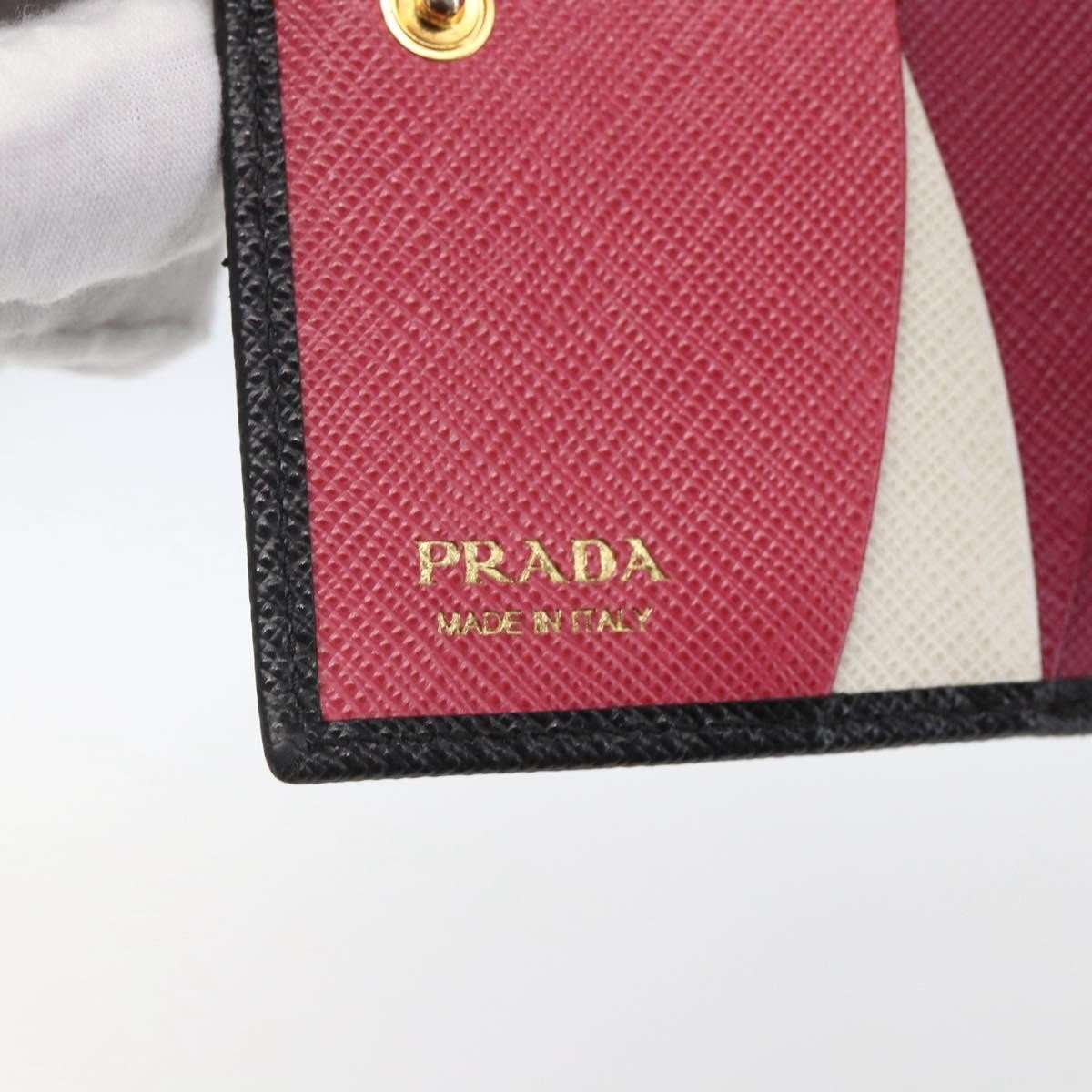 Prada Saffiano Wallet - Brandsamsara