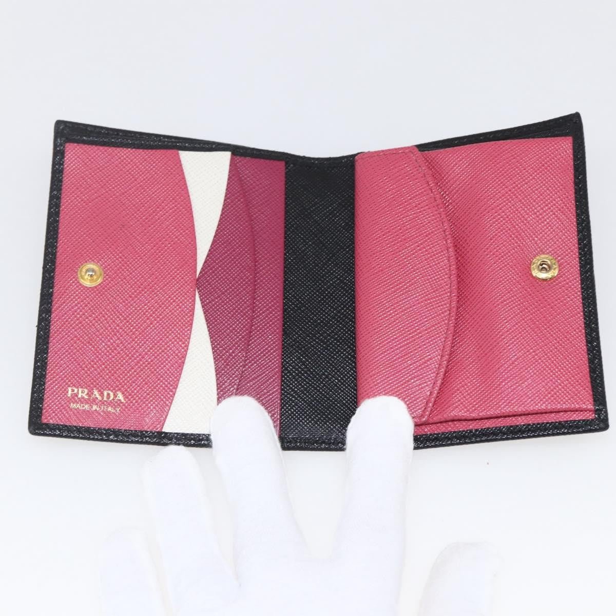 Prada Saffiano Wallet - Brandsamsara