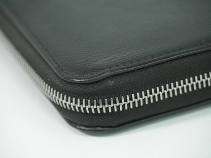 Prada Saffiano Wallet - Brandsamsara