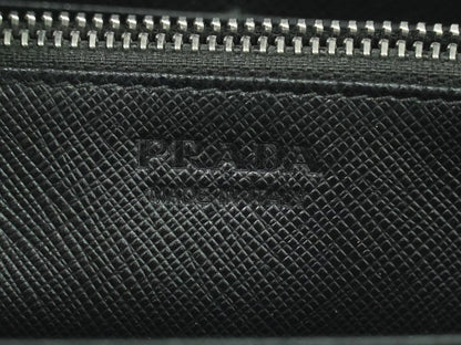 Prada Saffiano Wallet - Brandsamsara