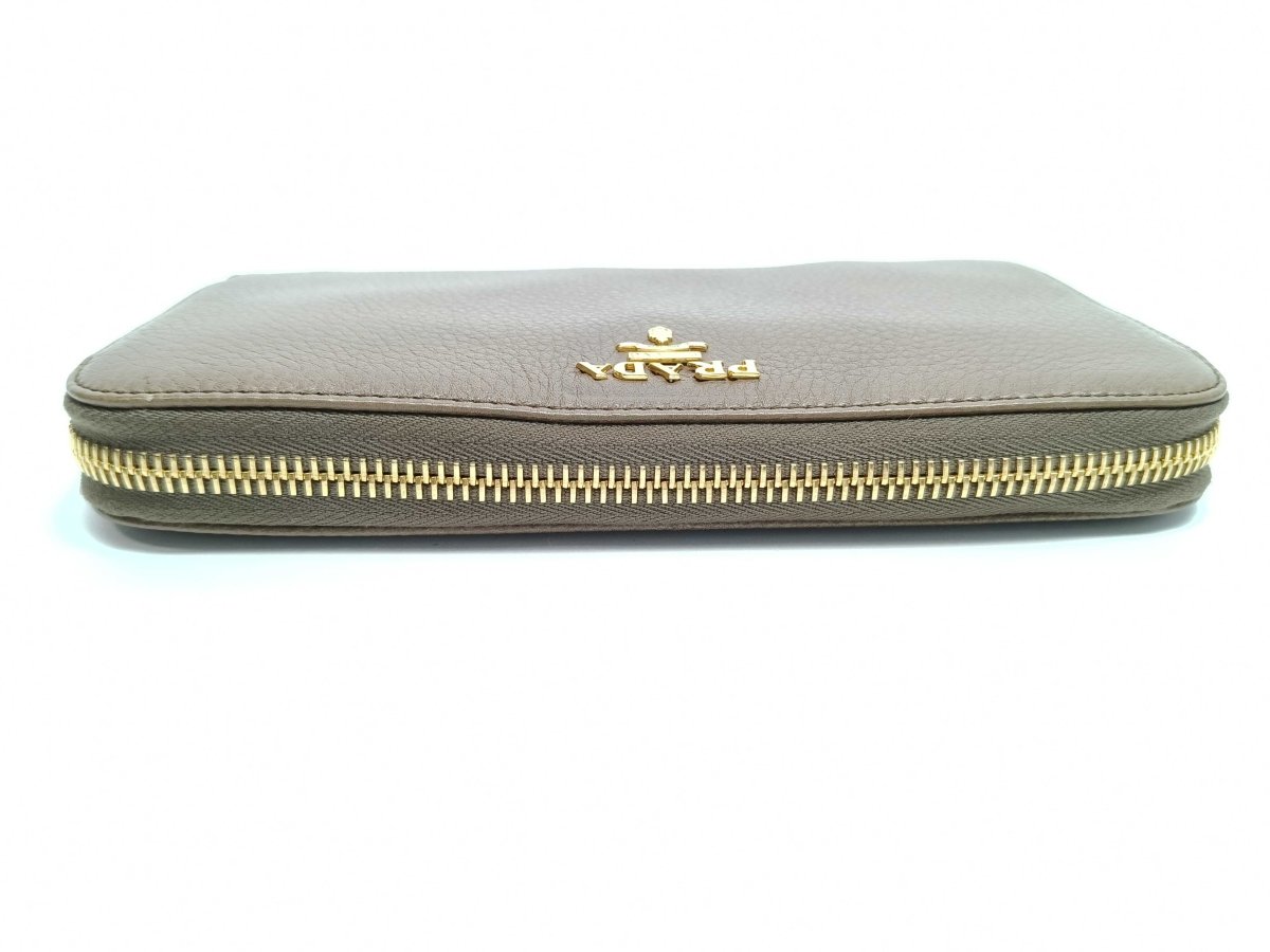 Prada Zip Around - Brandsamsara