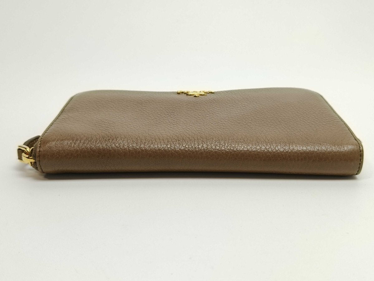 Prada Zip Around - Brandsamsara