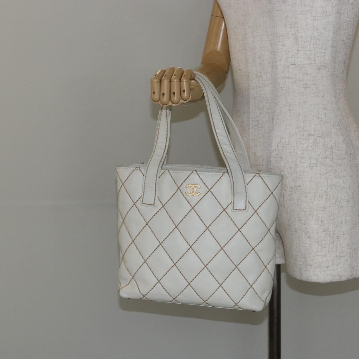 Chanel Surpique Tote Quilted Leather, WHITE, LEATHER, Tote bag