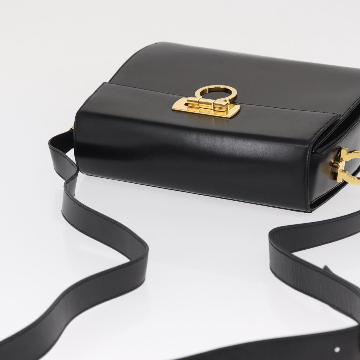 Salvatore Ferragamo Gancini Shoulder Bag Leather, BLACK, LEATHER, Shoulder bag
