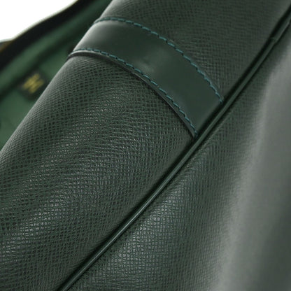 Louis Vuitton Kendall Handbag Taiga Leather, Green, Leather, Travel Bag