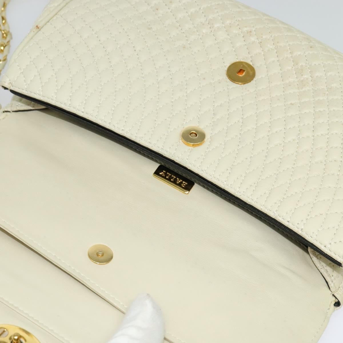 Bally Vintage Chain Shoulder Bag Quilted Leather, White, Leather, Shoulder Bag