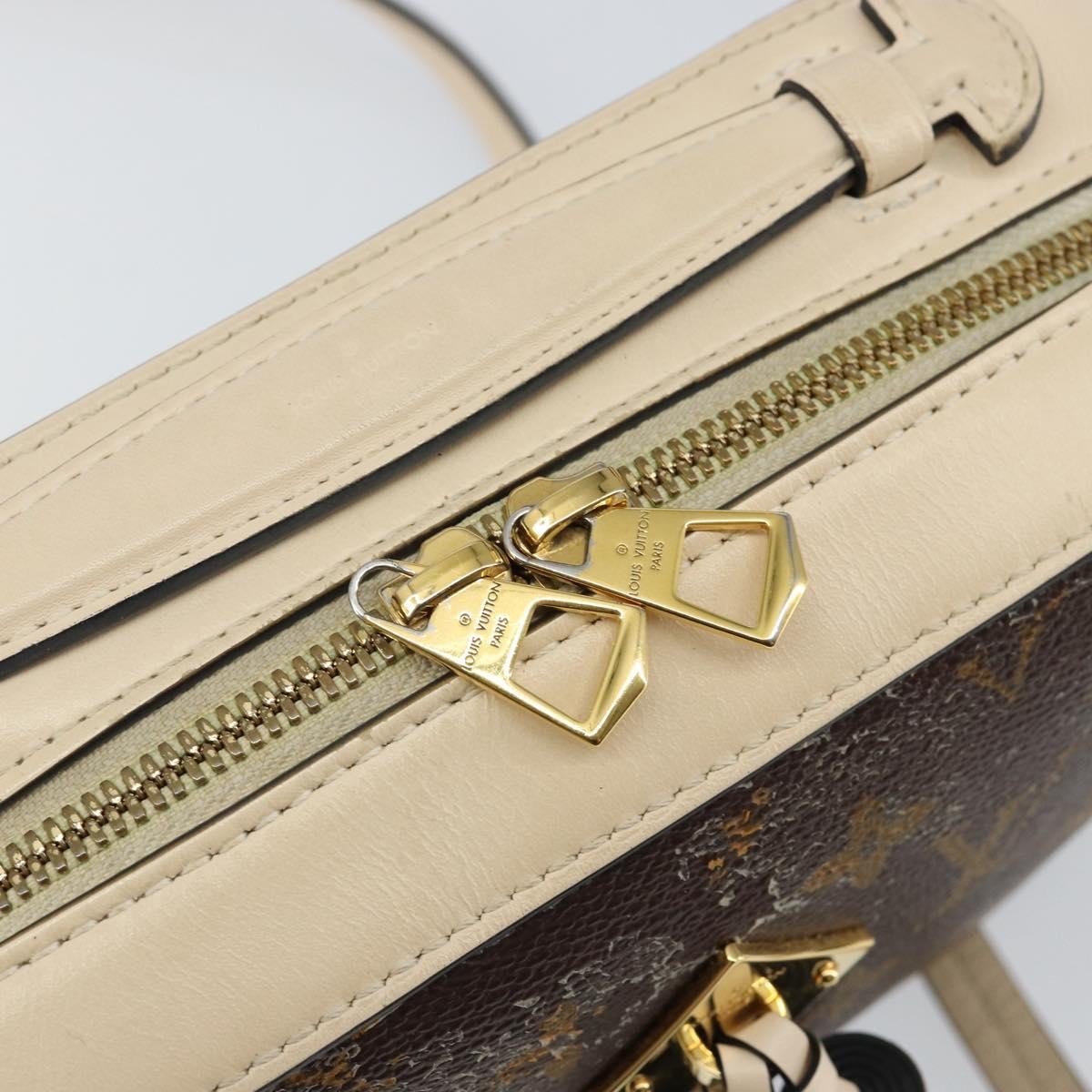 Louis Vuitton Saintonge Handbag Monogram Canvas with Leather, WHITE, CANVAS, Handbag