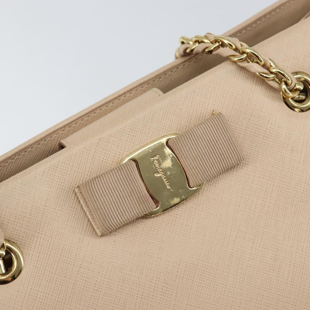Salvatore Ferragamo Vala Shoulder Bag Leather, BEIGE, LEATHER, Shoulder bag
