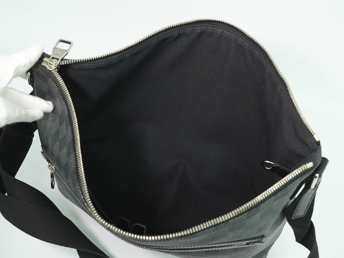 Louis Vuitton Mick Messenger Bag Damier Graphite, BLACK, CANVAS, Shoulder bag