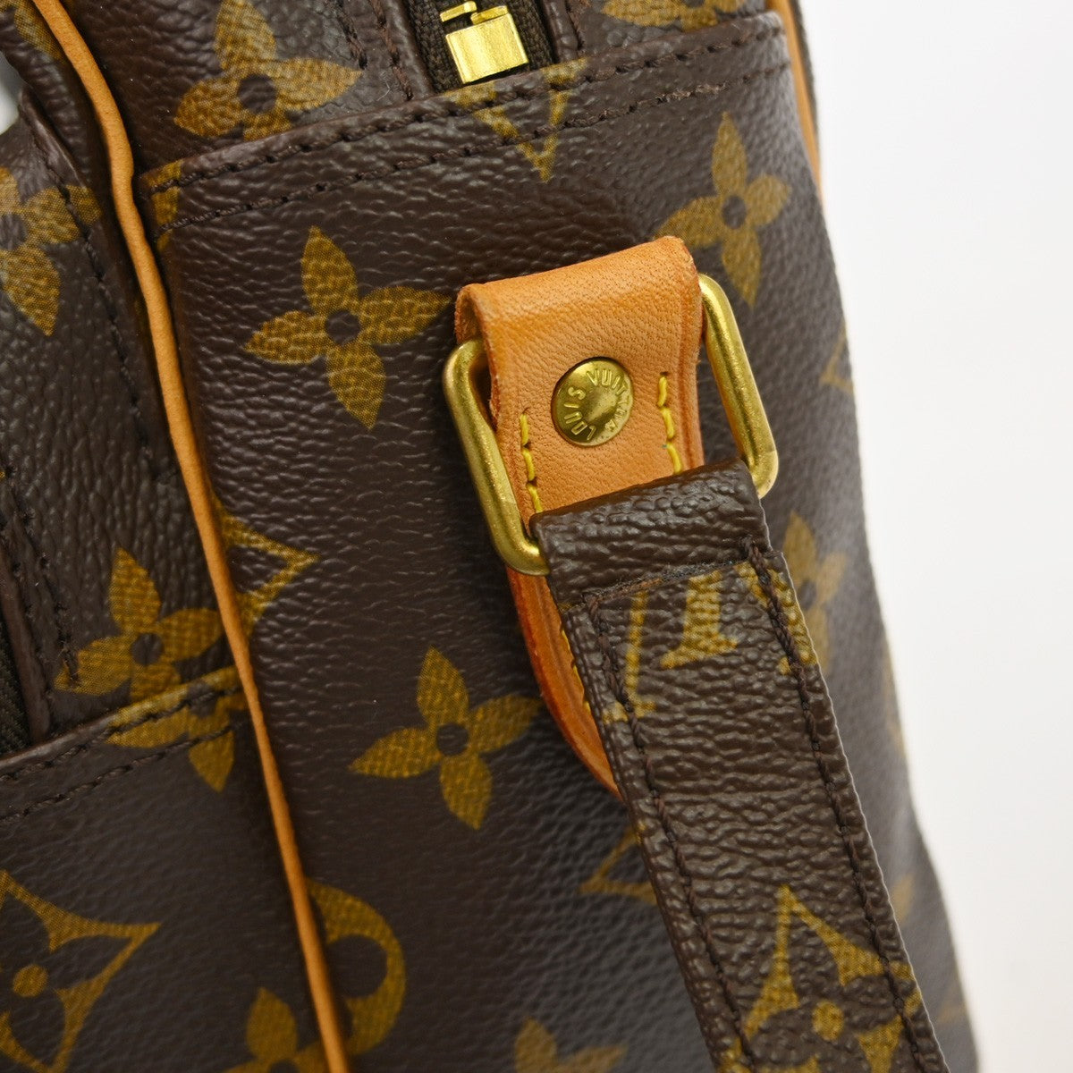 Louis Vuitton Nil Messenger Bag Monogram Canvas, Brown, Canvas, Shoulder Bag