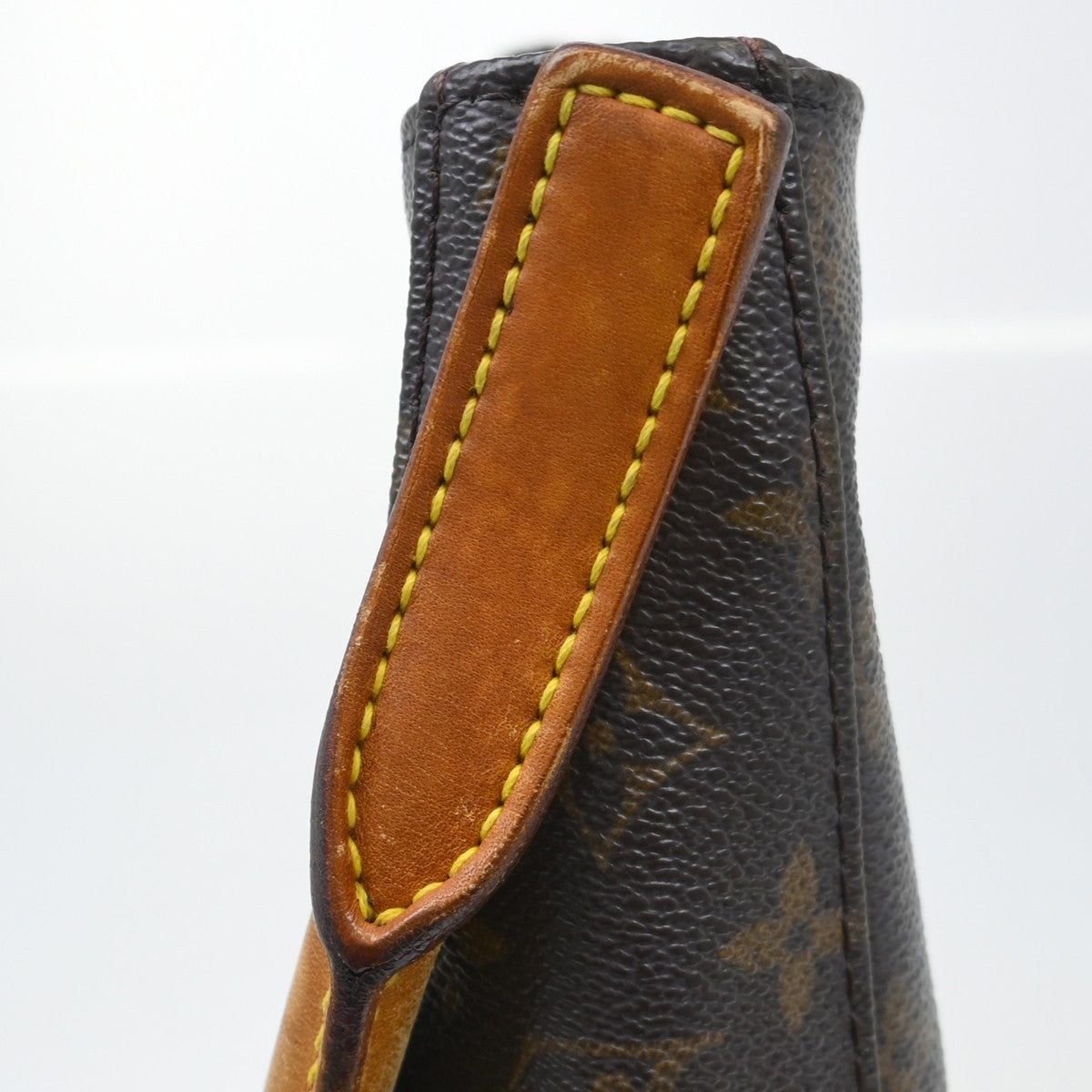 Louis Vuitton Monogram Looping Handbag Monogram Canvas, Brown, Canvas, Shoulder Bag