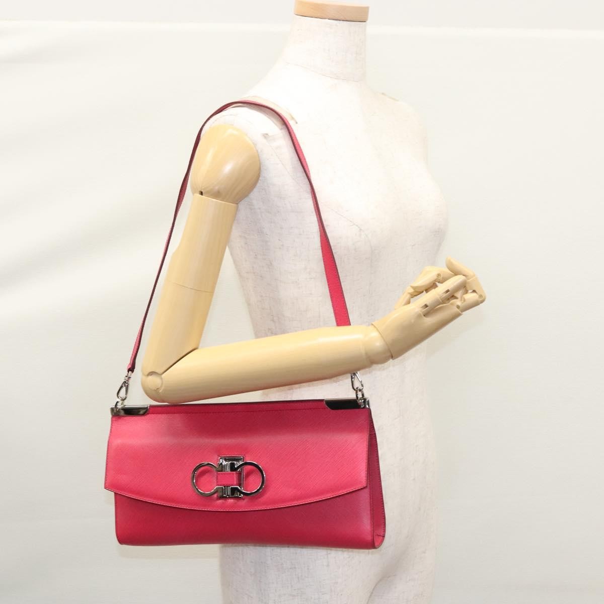 Salvatore Ferragamo Gancini Shoulder Bag Leather, PINK, LEATHER, Shoulder bag