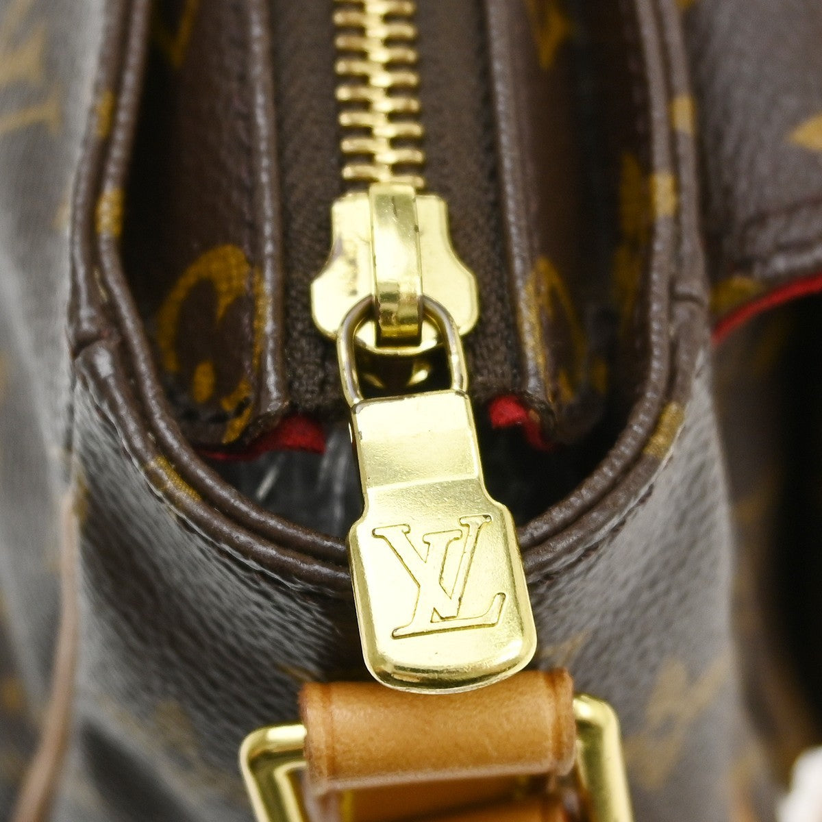 Louis Vuitton Viva Cite Handbag Monogram Canvas, Brown, Canvas, Shoulder Bag