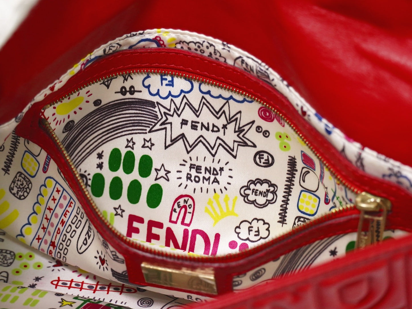 Fendi Mamma baguette Leather, Red, Leather, Handbag
