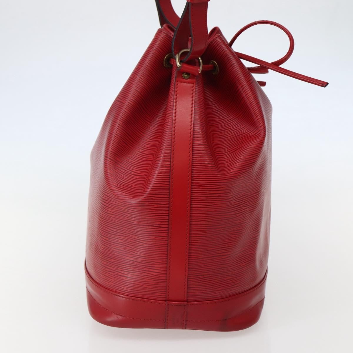 Louis Vuitton Noe Shoulder bag Leather, RED, LEATHER, Shoulder bag