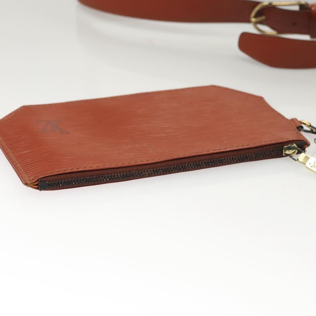 Louis Vuitton Vintage Sac d'Epaule Handbag Epi Leather, BROWN, LEATHER, Handbag