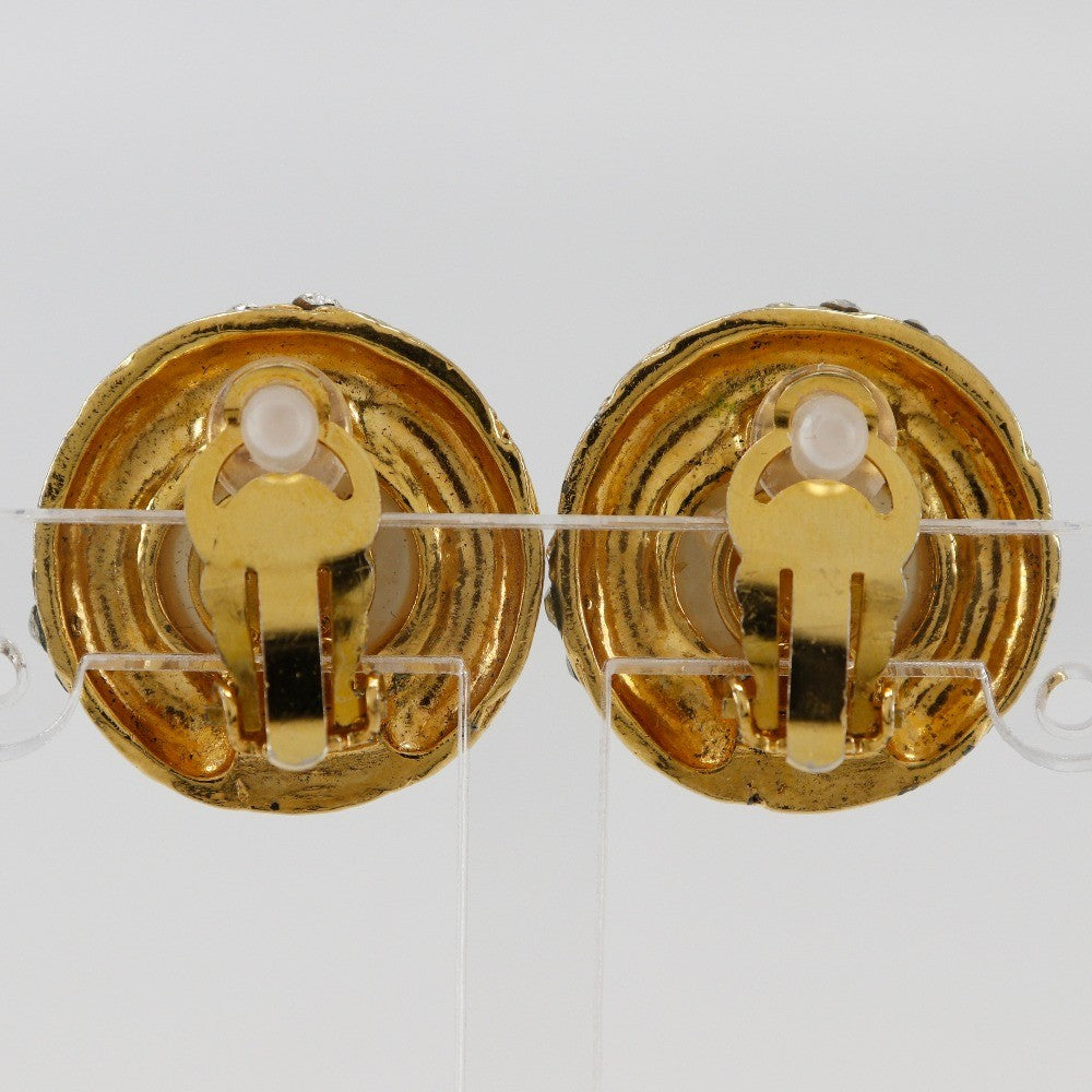 Chanel Vintage Round Clip-On Earrings Metal with Faux Pearl, GOLD, GOLD_PLATED, Earrings